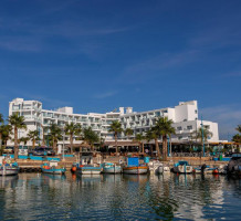 Limanaki Beach Hotel and Suites4*